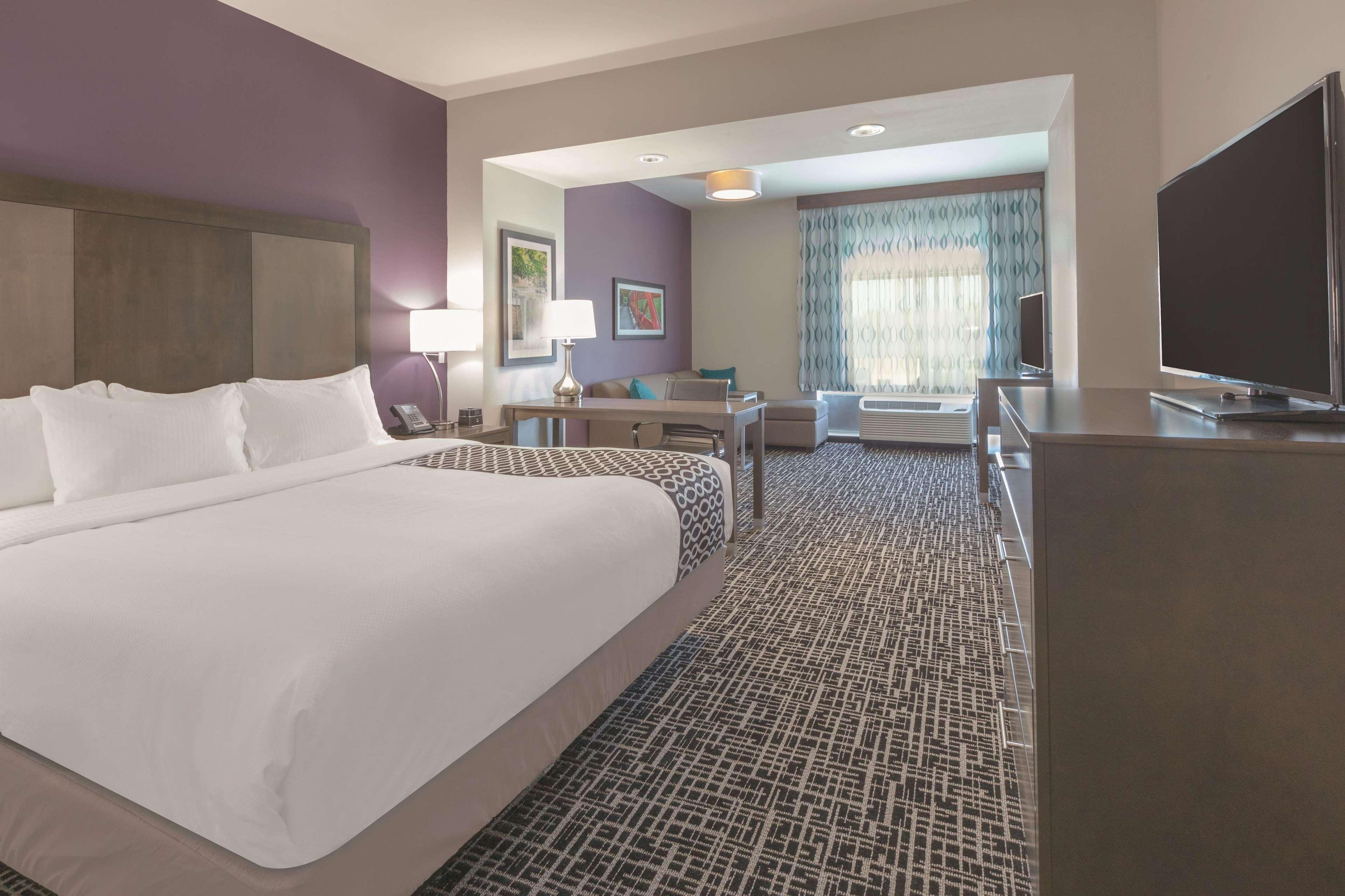La Quinta by Wyndham Terre Haute Extérieur photo